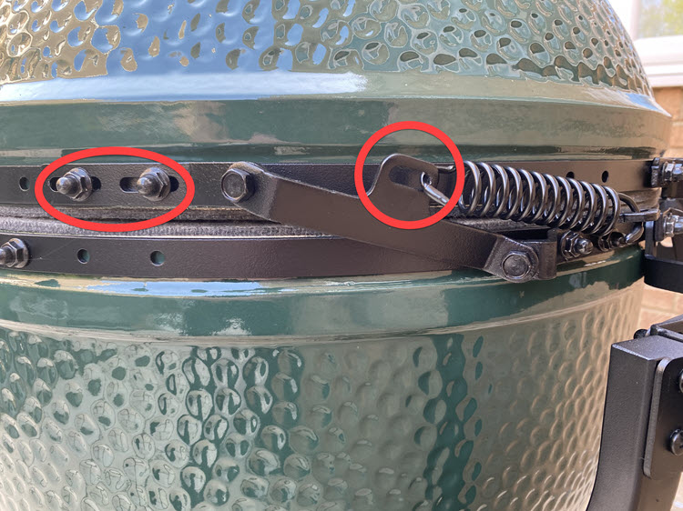 Big Green Egg XL Right Side Side Hinge Fixing Position
